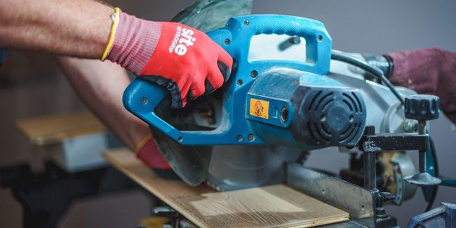 Construire sans maître d'œuvre : comment bien s'assurer