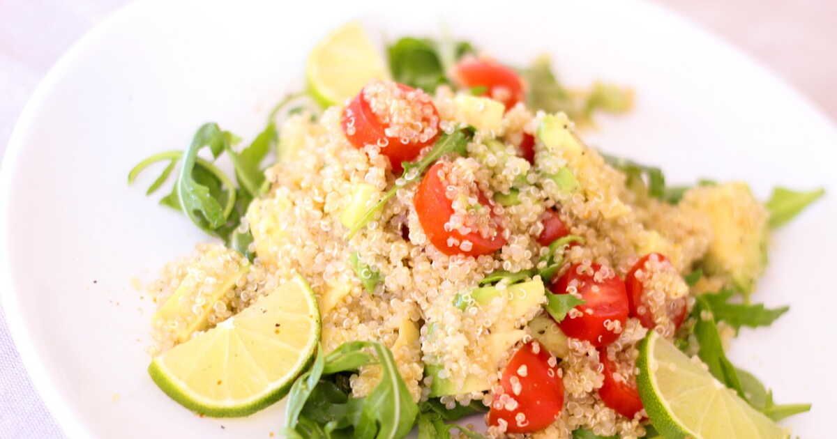 La salade de quinoa qui va faire tourner les têtes à la pause déjeuner