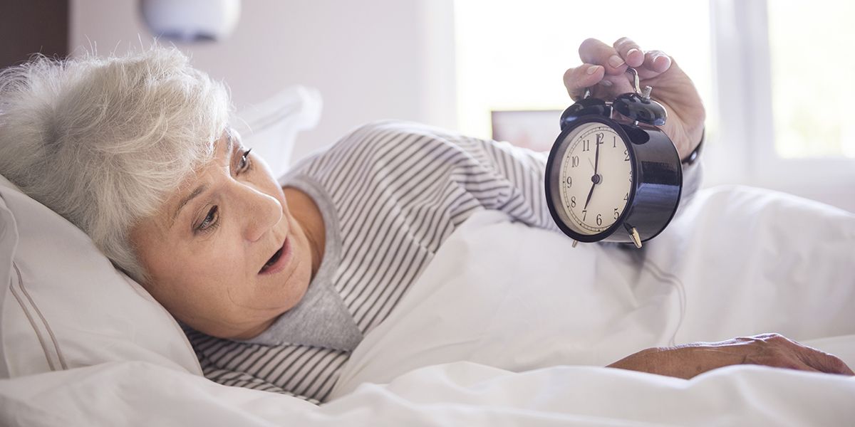 Le sommeil des seniors : combien d'heures sont nécessaires pour bien vieillir ?