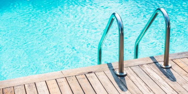 Les secrets du traitement de piscine au brome : une alternative séduisante