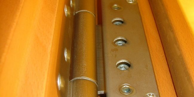 Les secrets des charnières de porte