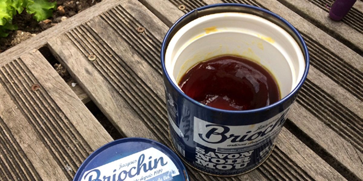 Savon noir : les secrets d'un nettoyage écologique qui change tout