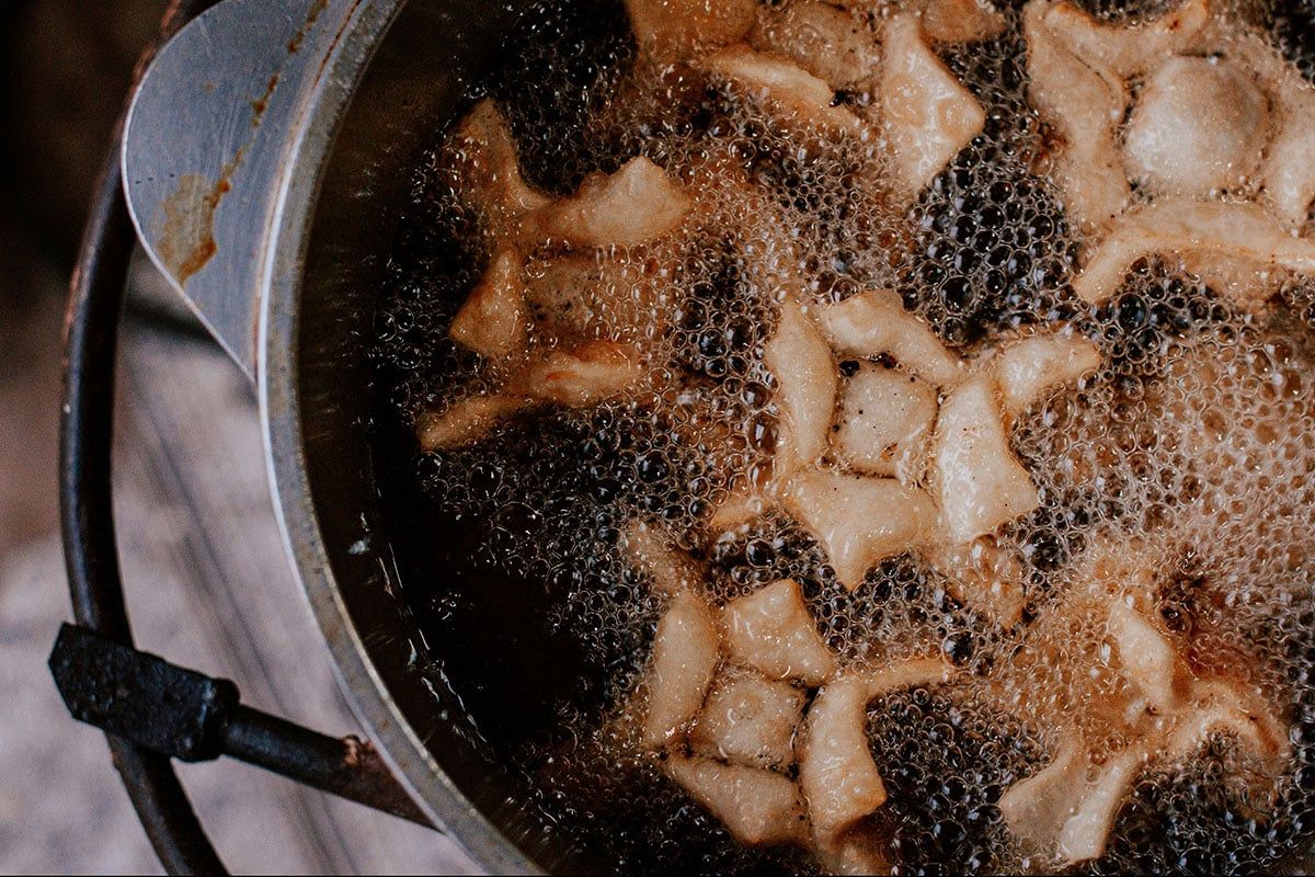 Réutiliser l'huile de friture : tout ce qu'il faut savoir