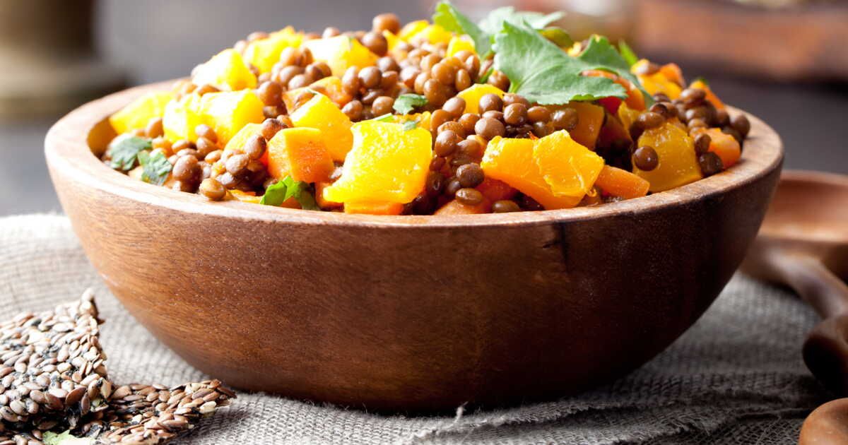Découvrez la recette économique de Laurent Mariotte : une salade veggie aux lentilles