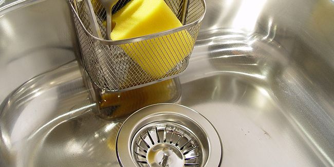 Des astuces infaillibles pour entretenir votre évier en inox