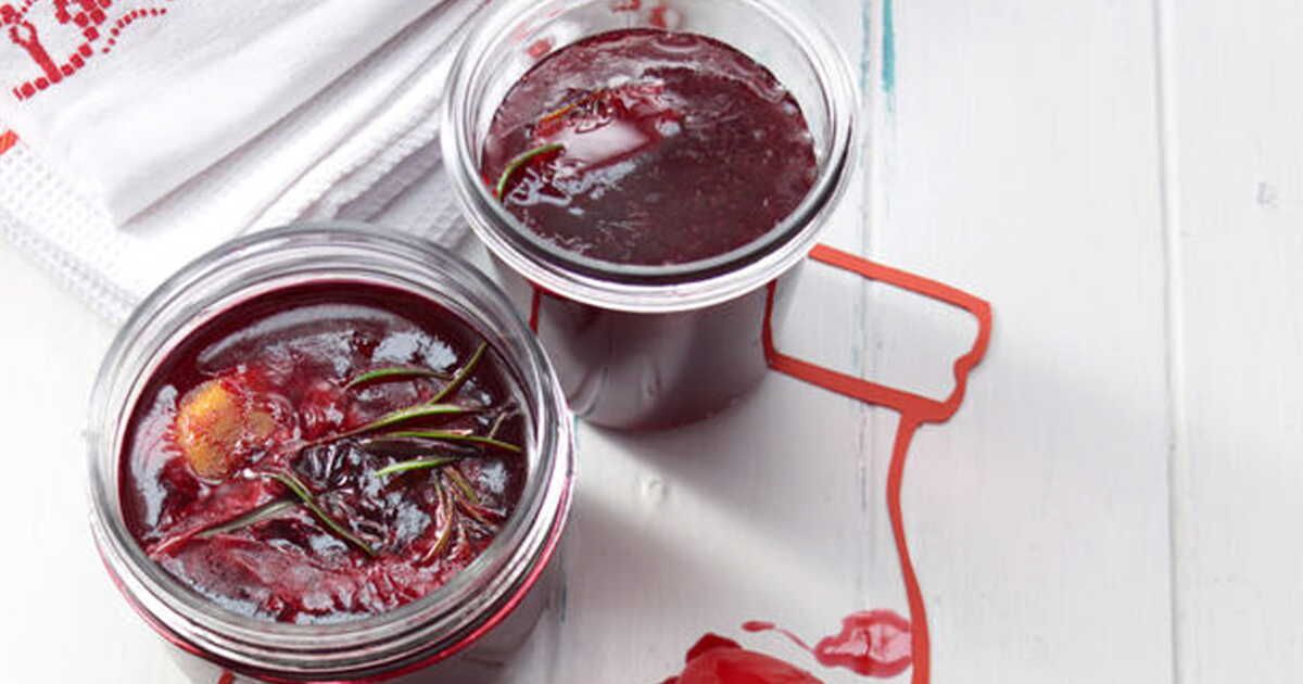 Un délice sucré : gelée de cerises au romarin