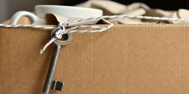 Comment gérer le vide d'une maison après un départ ou un décès ?