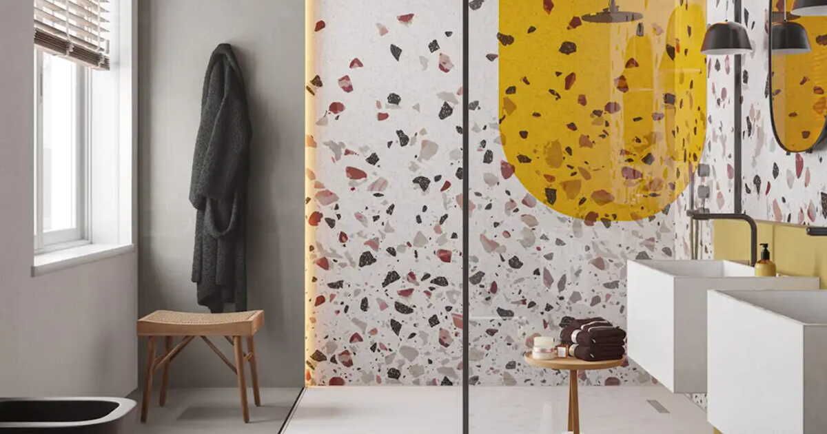 Osez le papier peint dans votre salle de bains : astuces et conseils indispensables