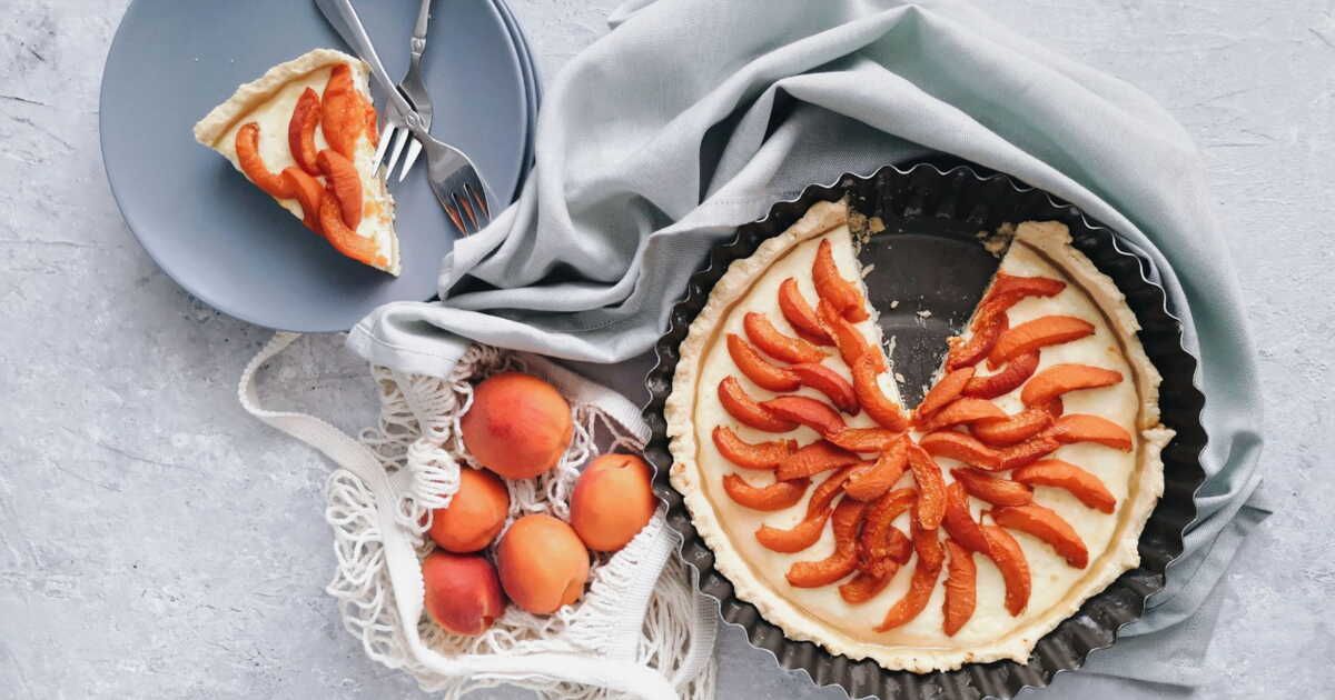 Julien Doré dévoile sa recette inratable de tarte aux abricots